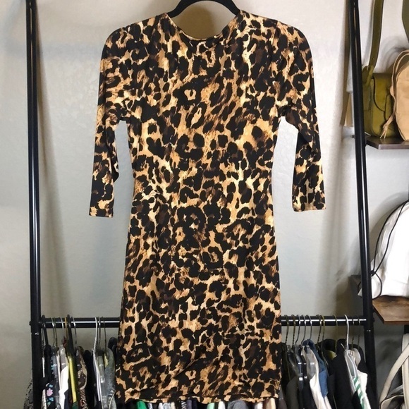 THALIA Sodi Mock Wrap Leopard Dress - Picture 7 of 7